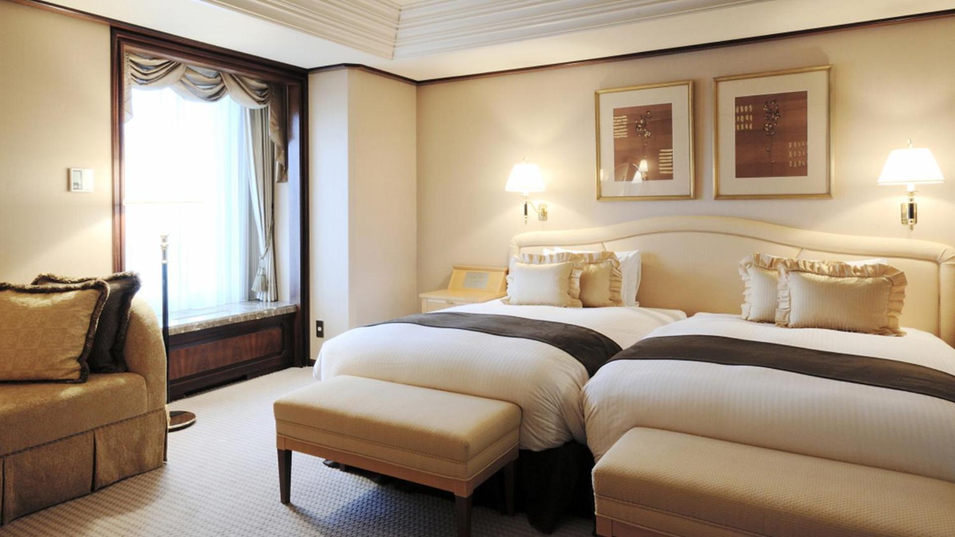 Sapporo Grand Hotel Bagian luar foto